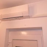 Quiet In The Bustling Center Apartman Budapest
