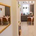 Apartman Quiet In The Bustling Center *